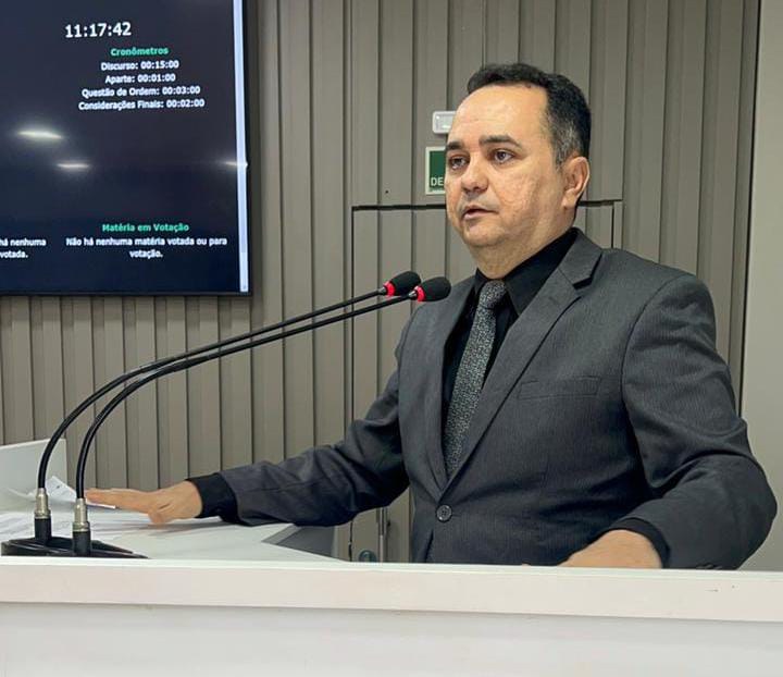 Vereador Flávio Farias apresenta Projeto de Lei que garante direitos da