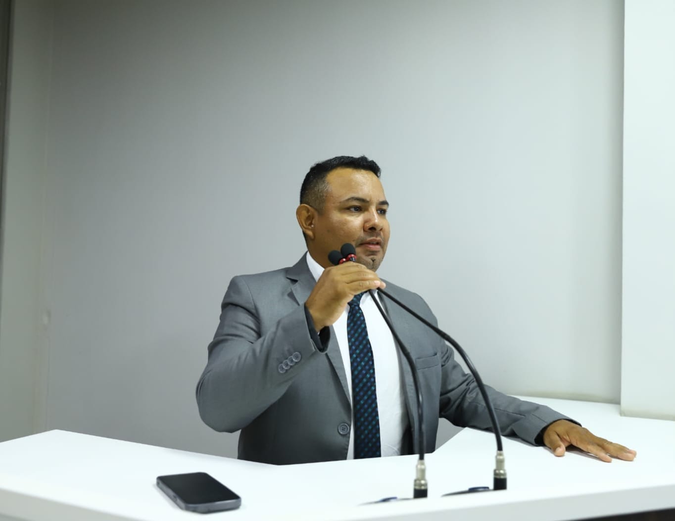 “Moradia Popular” foi pauta de PL, debatida e aprovada pelo Vereador Naldo Lima na Câmara Municipal de Parintins, em 2024