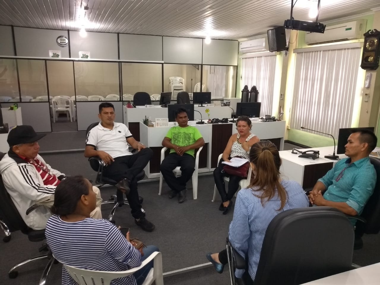 Ameaças de morte e falta de profissionais motivam paralisação da Escola do Caburi