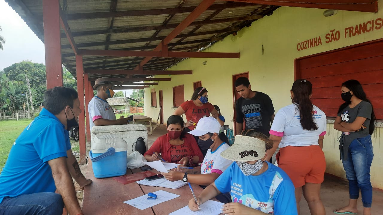 Babá Tupinambá ouve demanda e realiza busca ativa de autistas em Vila Amazônia