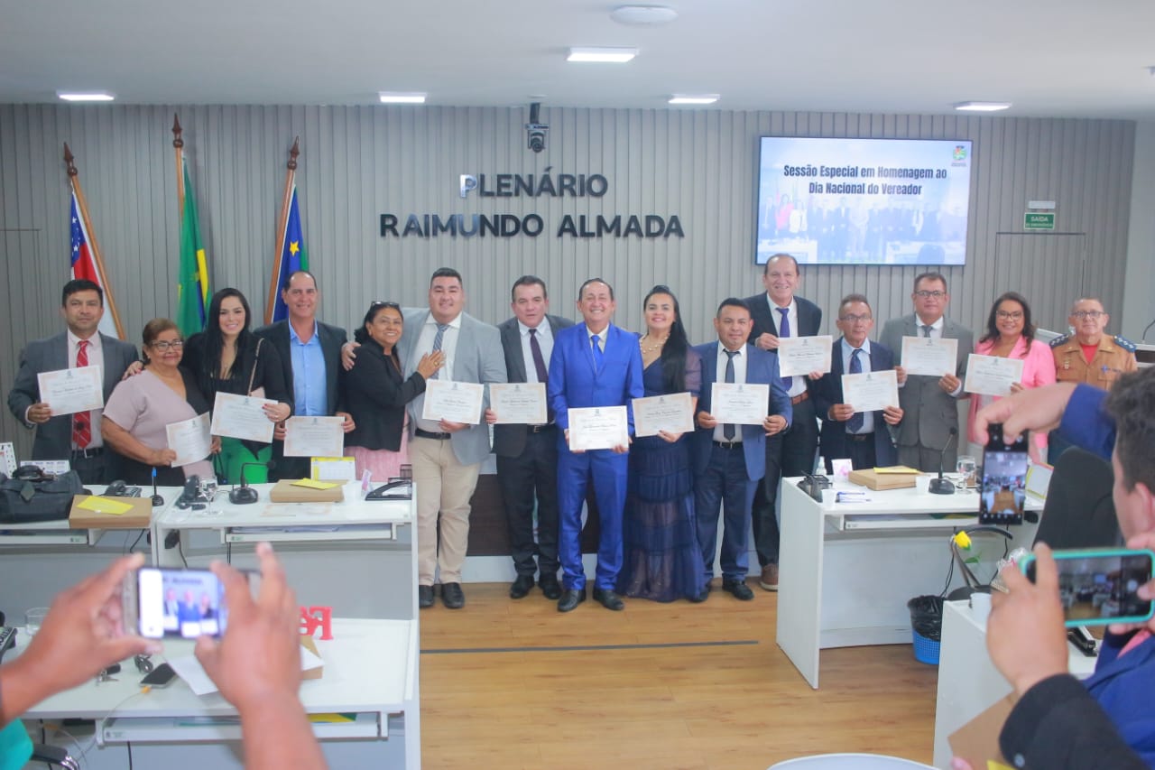 Câmara de Parintins realiza Sessão Especial em alusão ao Dia Nacional do Vereador