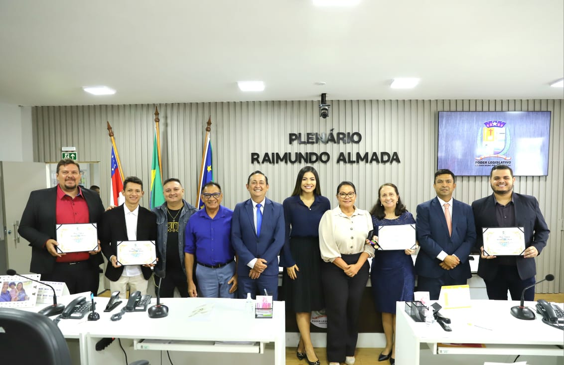 Câmara de Parintins rende homenagens em memória de Emerson Maia, José Carlos Portilho, Júnior de Souza e Klinger Araújo 