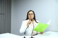 Márcia Baranda aponta descaso e pede melhorias no final da Rua Dr. Romualdo Corrêa, esquina com Estrada do Macurany, no Bairro Itaúna II