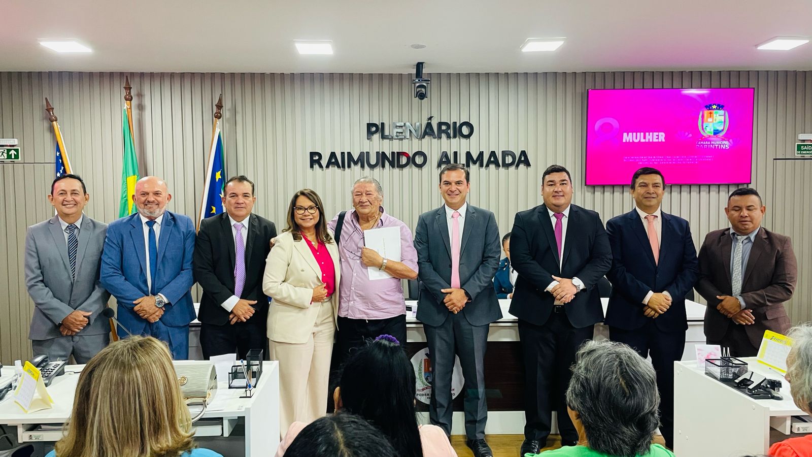 Márcia Baranda lidera Sessão Especial na Câmara e presta homenagem emocionante às mulheres pelo seu dia   