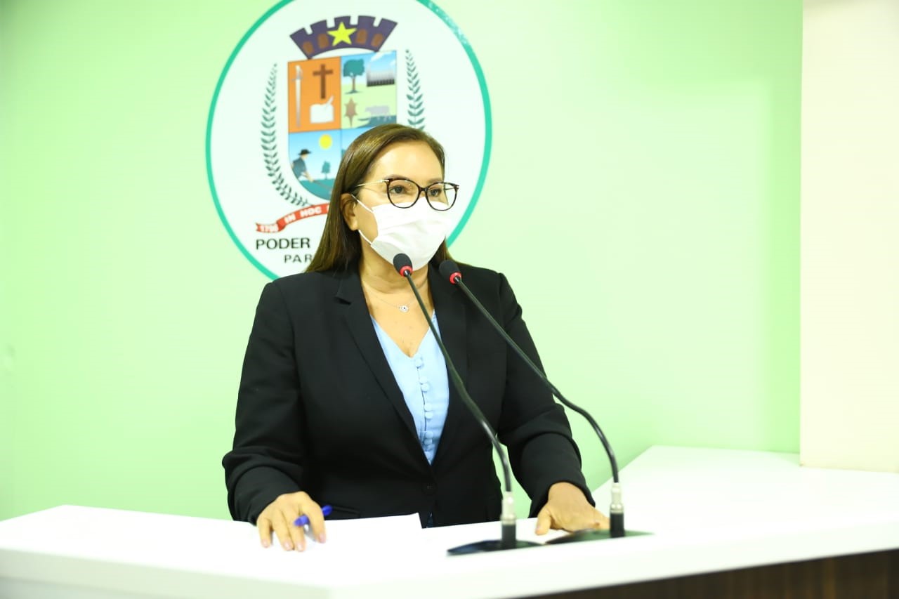 Márcia Baranda propõe automatização dos aparelhos de Hematologia e Bioquímica da Policlínica Padre Vitório   