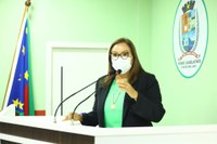 Márcia Baranda solicita automatização dos aparelhos de hematologia e bioquímica da Policlínica Padre Vitório