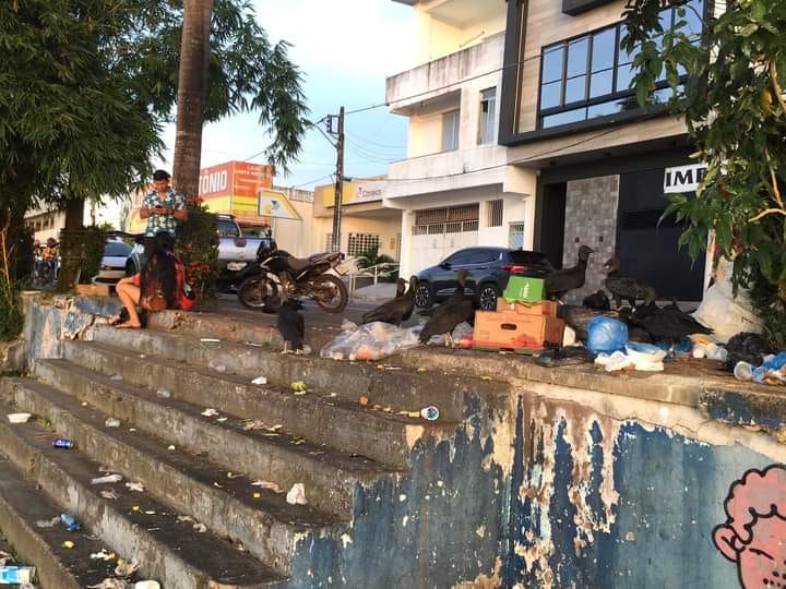 Márcia Baranda solicita revitalização da orla da cidade na Rua Rui Barbosa, em caráter de urgência