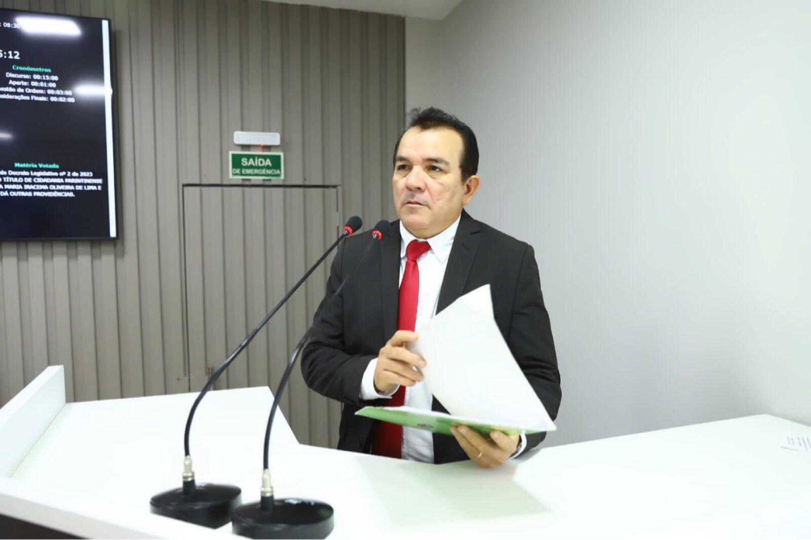 Massilon é o vereador com mais presença nas sessões parlamentares em 2023