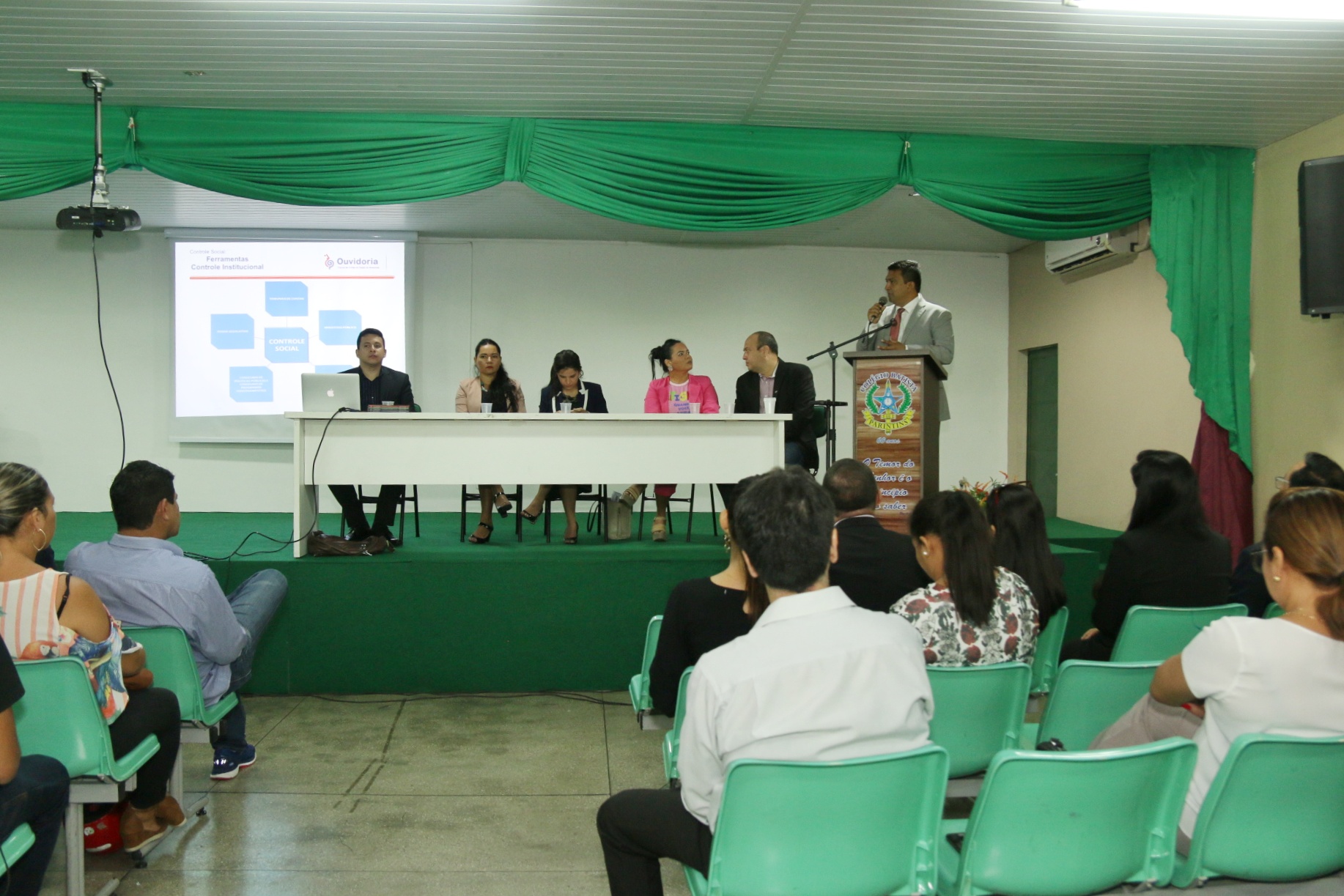 Servidores da Câmara participam de Audiência Pública do TCE-AM