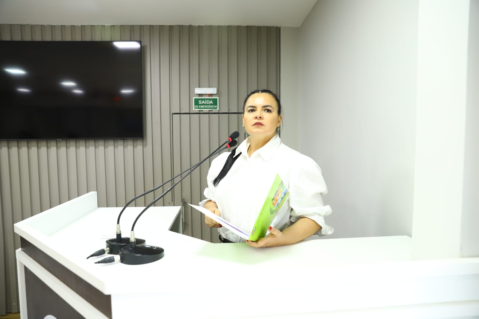 Vanessa Gonçalves ressalta a importância do uso de Capacetes