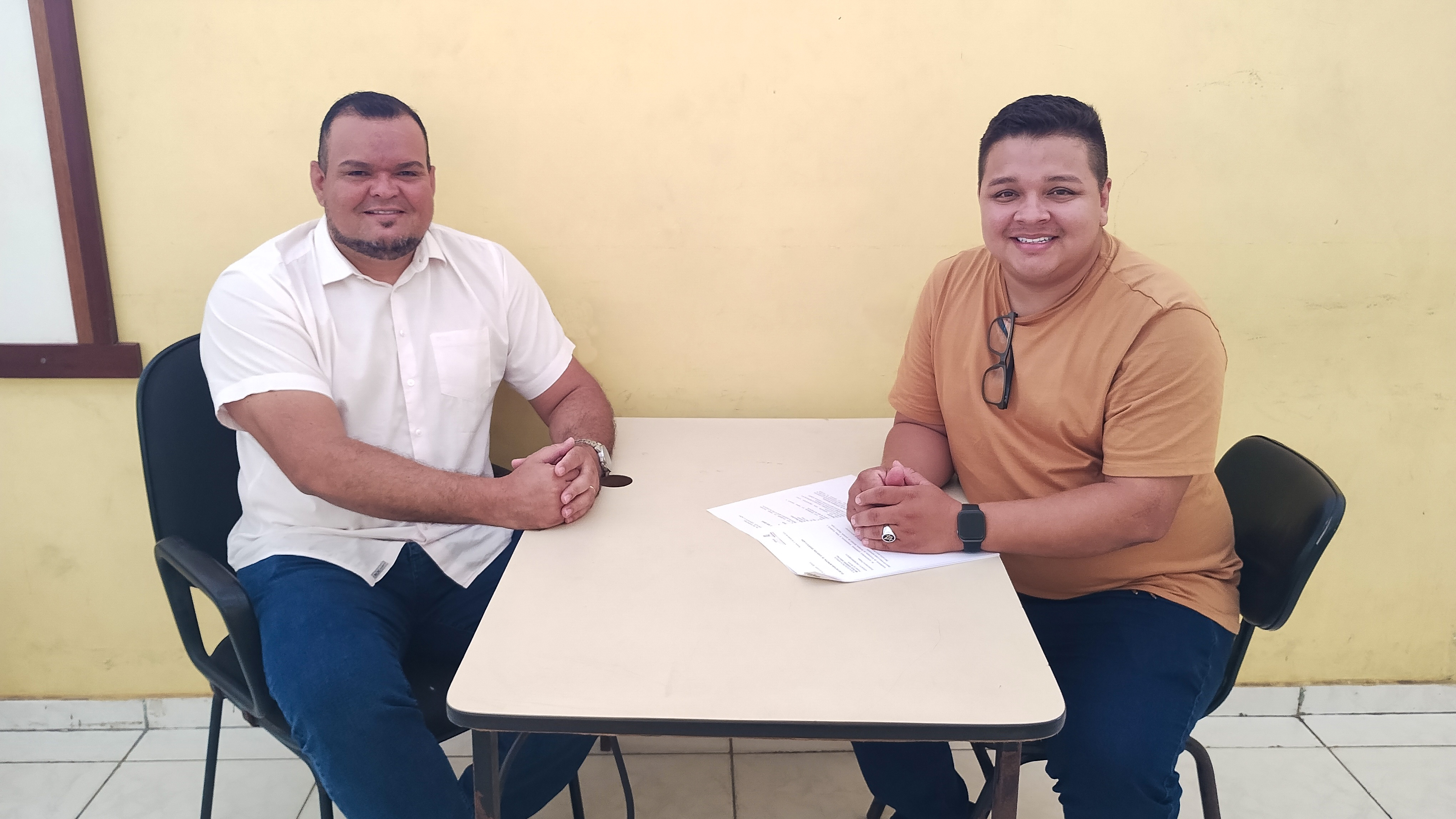 Vereador Azamor Pessoa tem encontro com o Secretário de Juventude, Esporte e Lazer, para estreitar parcerias que implementam projetos para o município