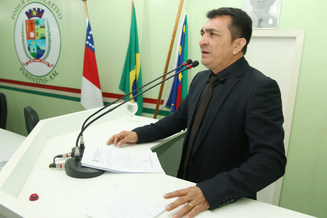 Vereador Beto Farias reivindica melhorias para Vila Amazônia