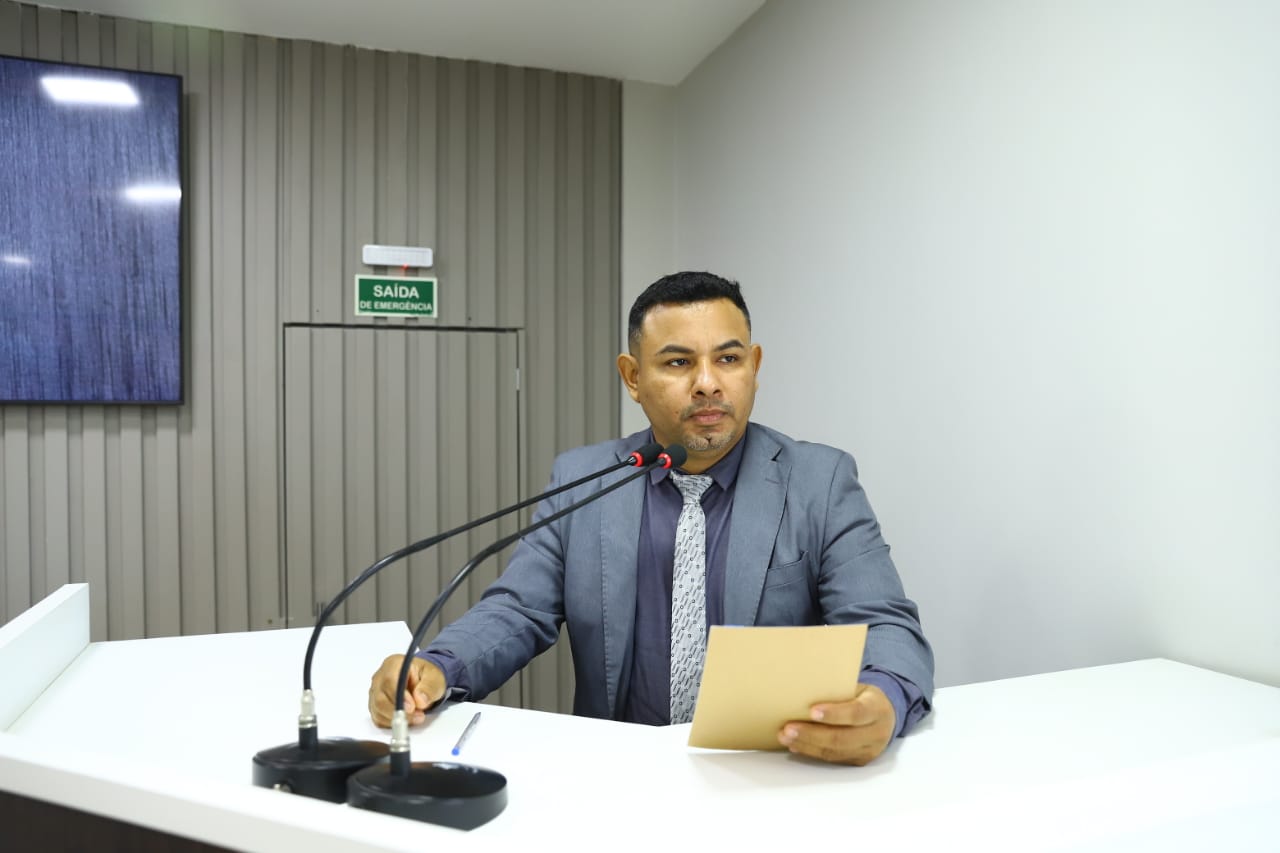 Vereador Naldo Lima exalta o trabalho da Polícia Militar no Município de Parintins