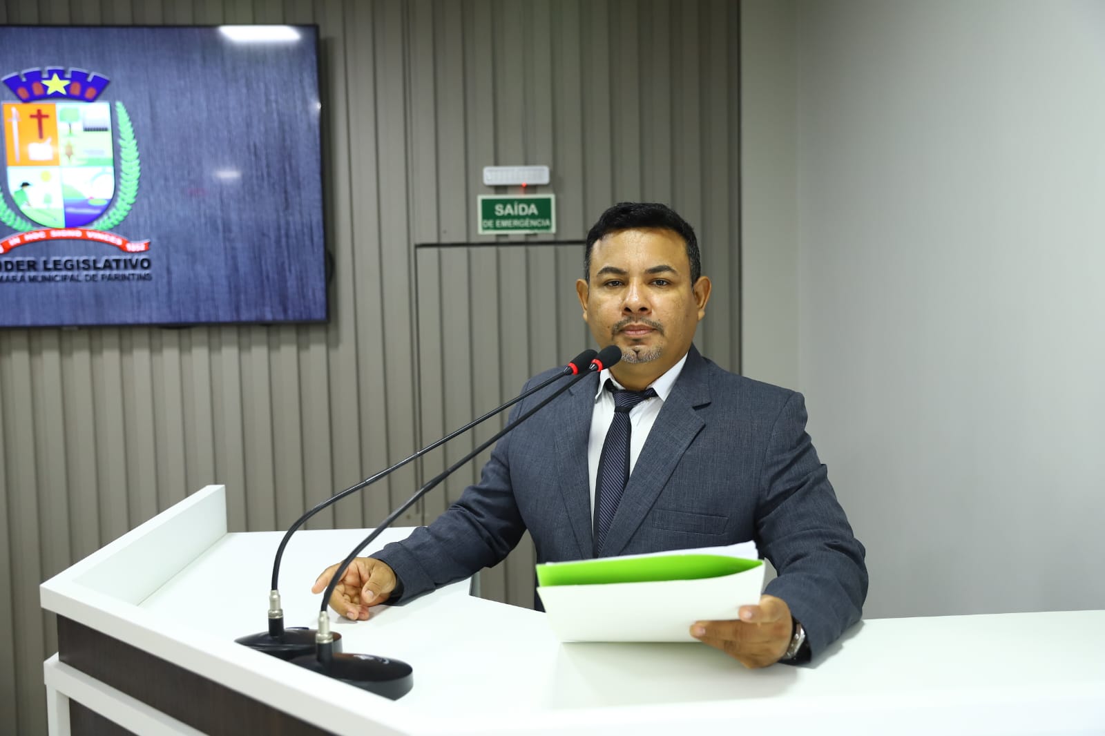 Vereador Naldo Lima participa de Audiência Pública realizada pela ALEAM para discutir sobre a qualidade da água ofertada pelo SAAE, em Parintins