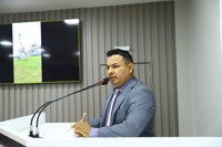 Vereador Naldo Lima solicita instalação de lixeiras nas orlas onde funcionam feiras de frutas e pescados