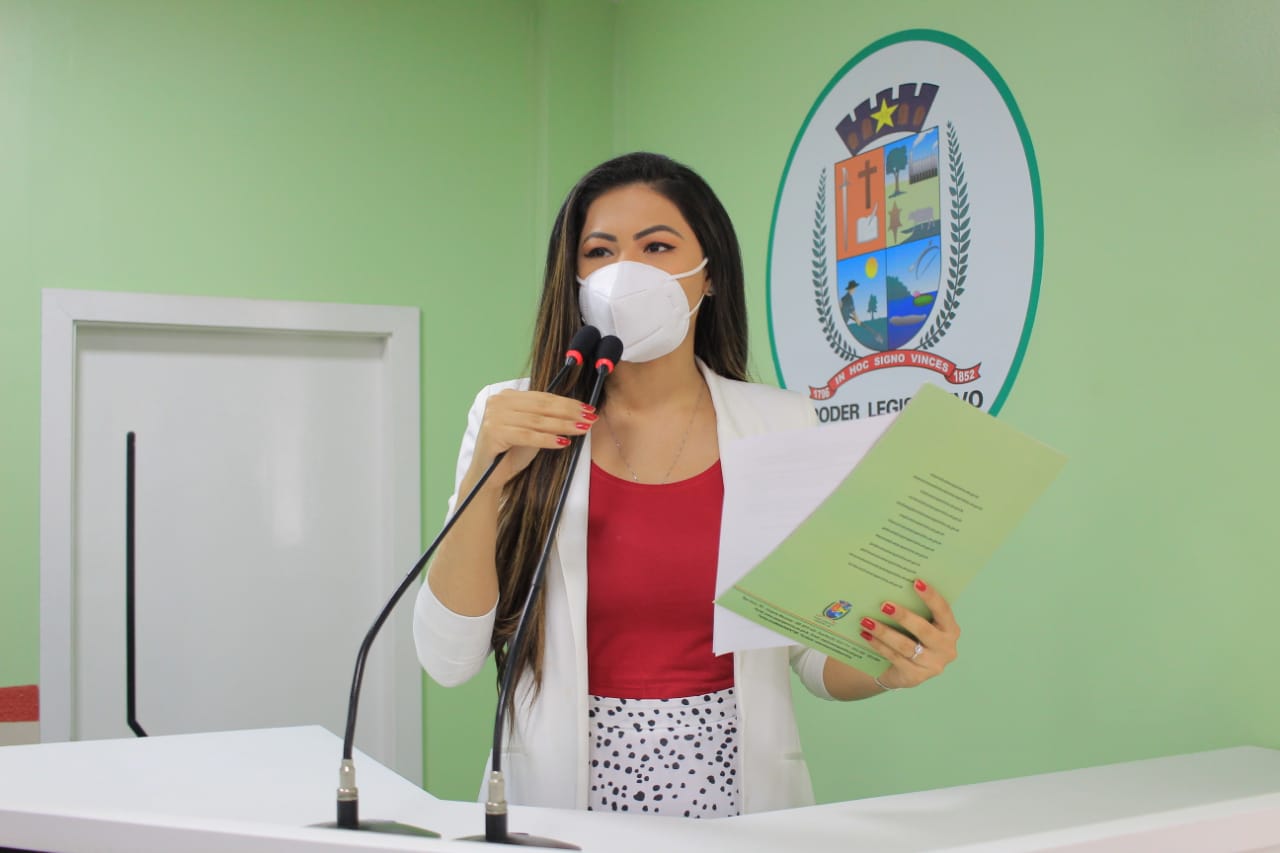 Vereadora Brena Dianná homenageia as Mulheres e pleiteia por um Centro de Controle Operacional no Município   