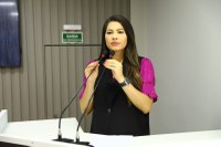 Vereadora Brena diz ser injustificável a demora da Prefeitura em atender as comunidades afetadas pela seca   