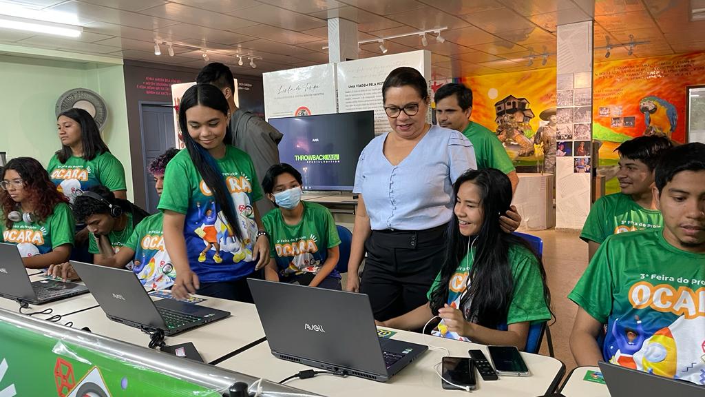 Vereadora Márcia Baranda participa da 3ª Feira do Projeto Ocara e prestigia trabalhos desenvolvidos pelos alunos   