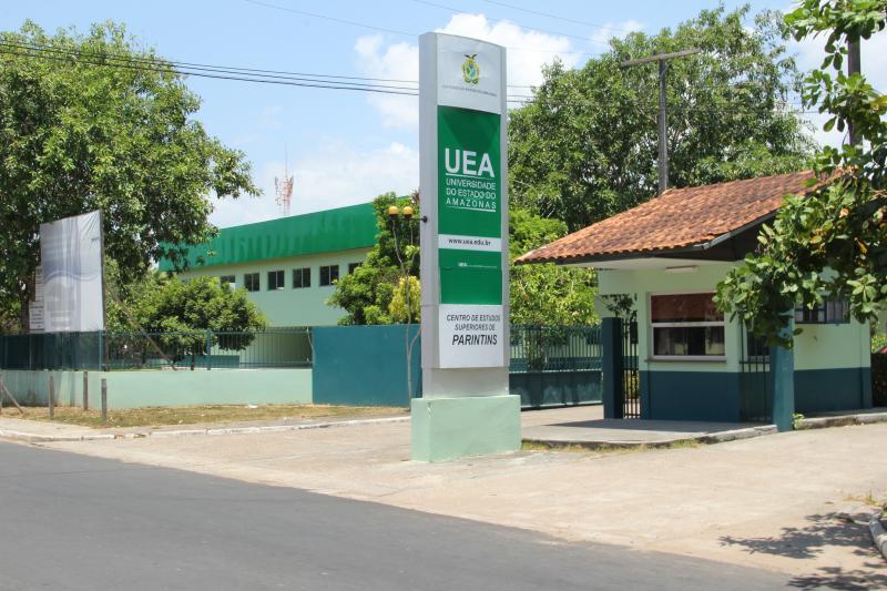 Vereadora Márcia Baranda solicita Máquina Braille para a Universidade do Estado do Amazonas (UEA)