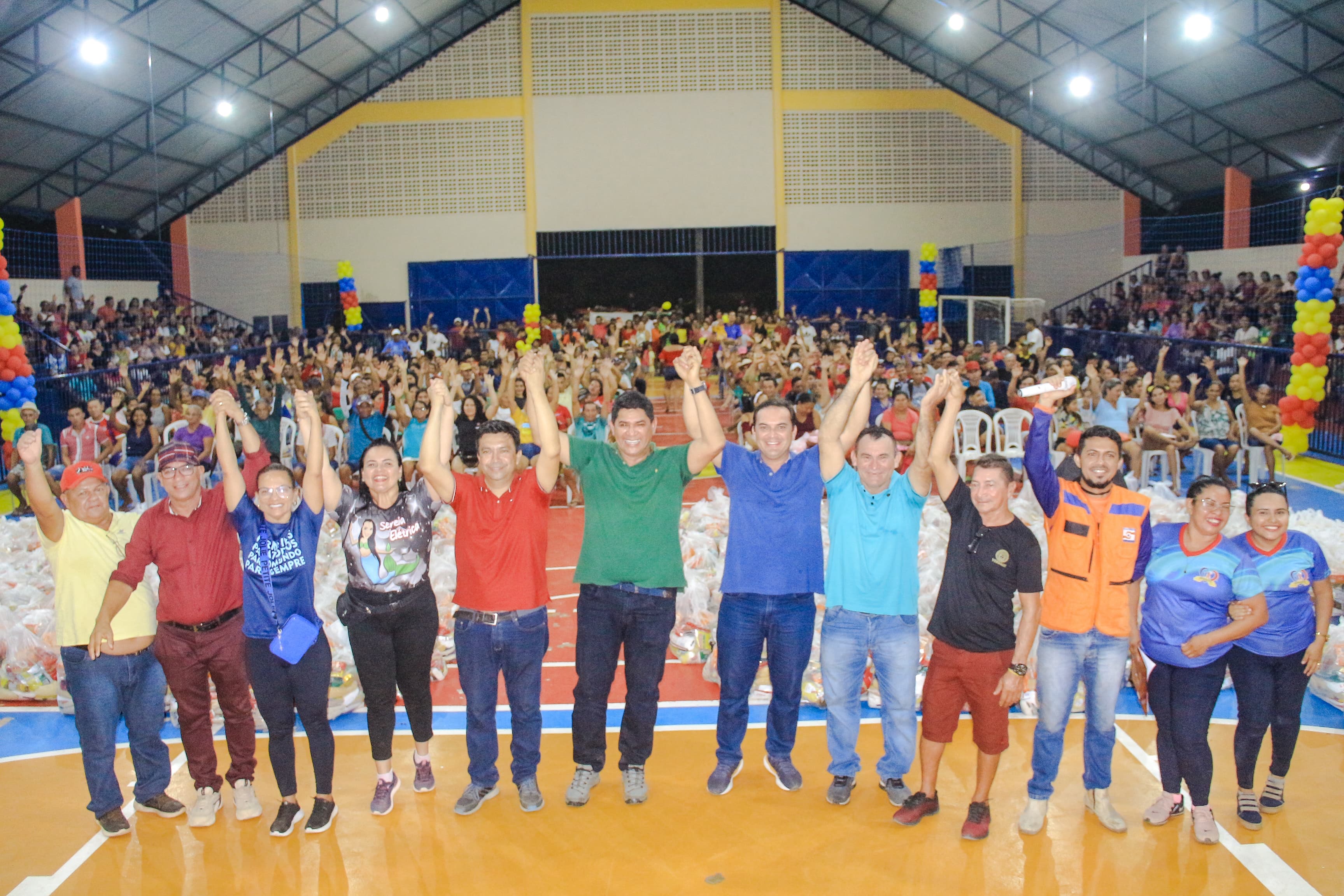 Vereadora Vanessa Gonçalves celebra conclusão da 1ª fase da Operação Estiagem em Parintins com 10 mil cestas entregues